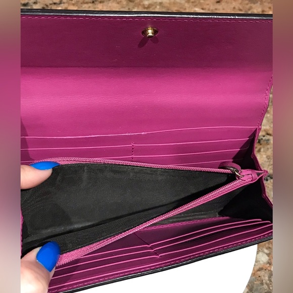 GUCCI GG Supreme French Flap Long Wallet ❤️🔥 - Picture 9 of 17